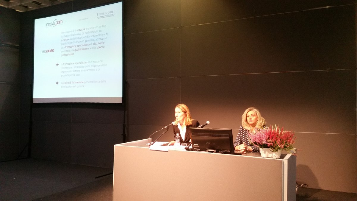 Cristina Mariani relatrice a un convegno di settore a Verona